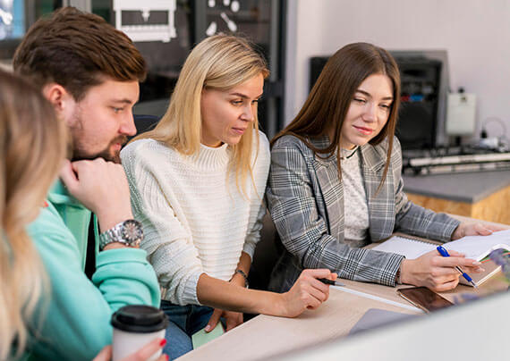 praktische-erfahrungen-sammeln-Trainee